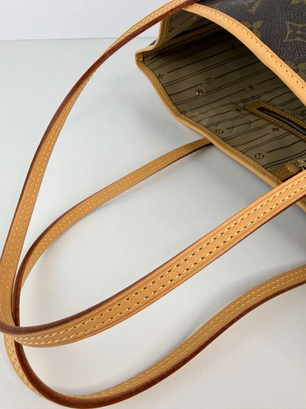 louis vuitton GM neverfull tote monogram canvas